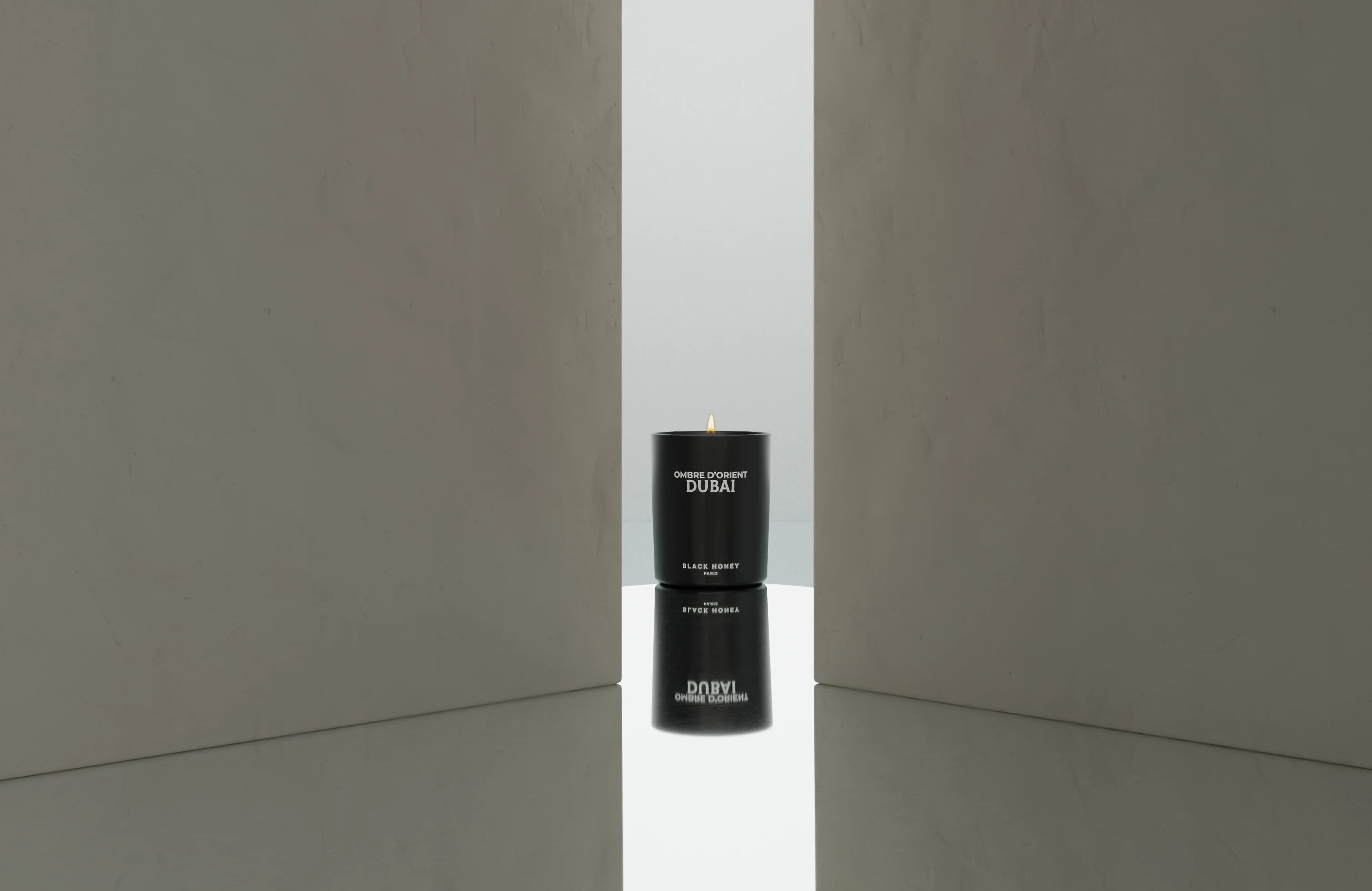 BLACK HONEY dévoile sa collection d'eaux de parfum.